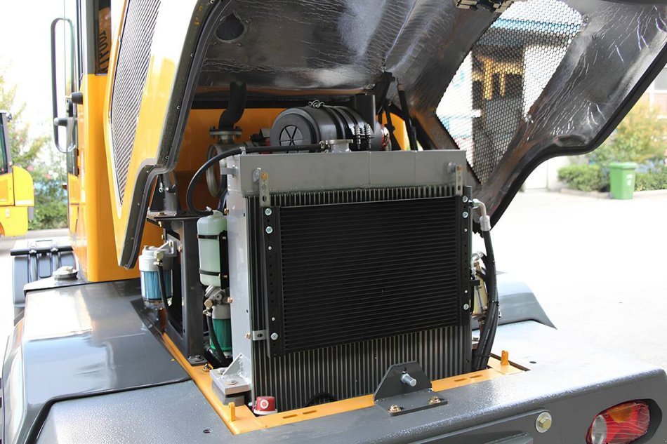 Hoflader tip kima Diesel Yanmar 3-Zylinder Radlader 4.3 T - K1600T Hoftrac mit Kabine 61 PS - Hubkraft 1600 kg | Teleskoparm, Allradantrieb und Vollhydraulische Servolenkung, Neumaschine in Arbing (Poză 11)